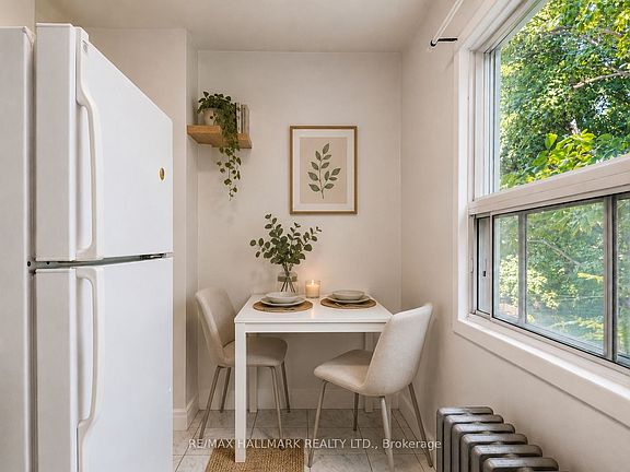4th image of 155 Drayton Ave #3