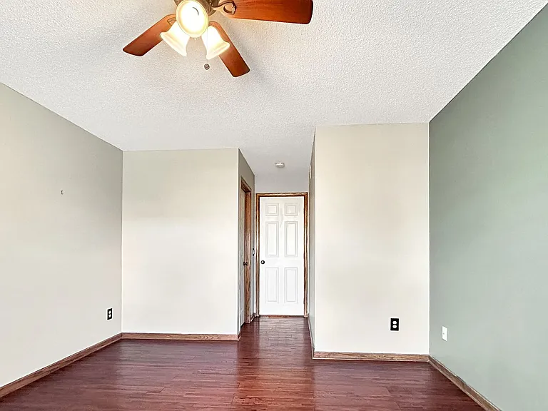 13821 Edgewood Ave — Photo 20