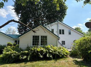 2952 Atlantic Ave, Penfield, NY 14526