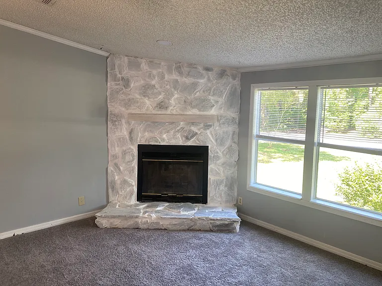 228 Gail Dr — Photo 10