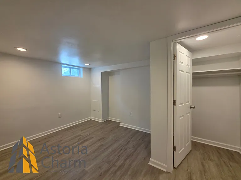 519 E 28th St — Photo 21