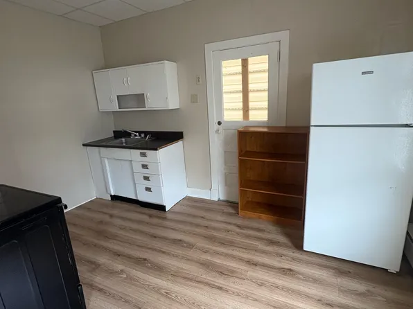 211 S Main St #2, Masontown, PA 15461