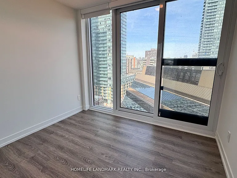 771 Yonge St #1508 — Photo 7