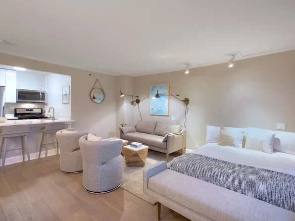 150 East 34th Street image 9 of 30