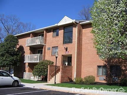 1st image of 400 Campbell Cir Unit 22