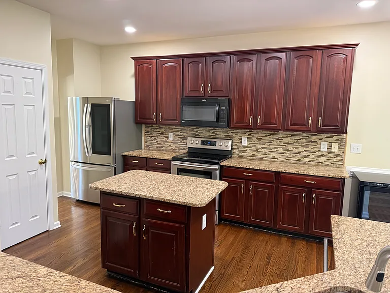 10822 Chamberlain Hall Ct — Photo 42