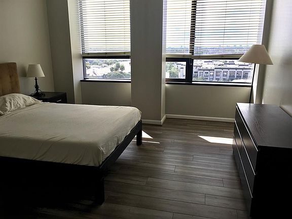5th image of 5150 Hidalgo St Unit 904
