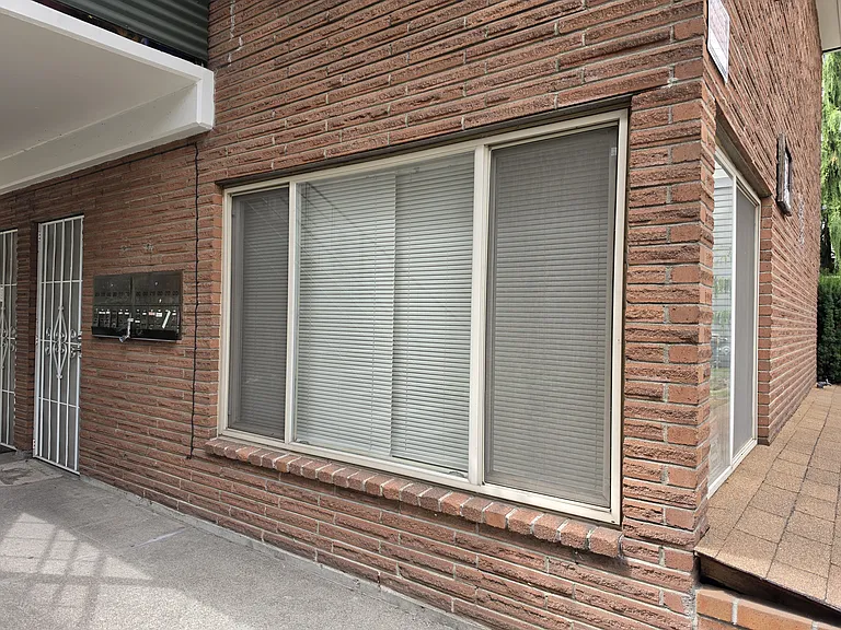6033 California Ave SW #1 — Photo 6