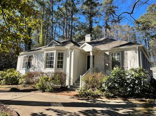 2712 Montevallo Rd, Mountain Brook, AL 35223