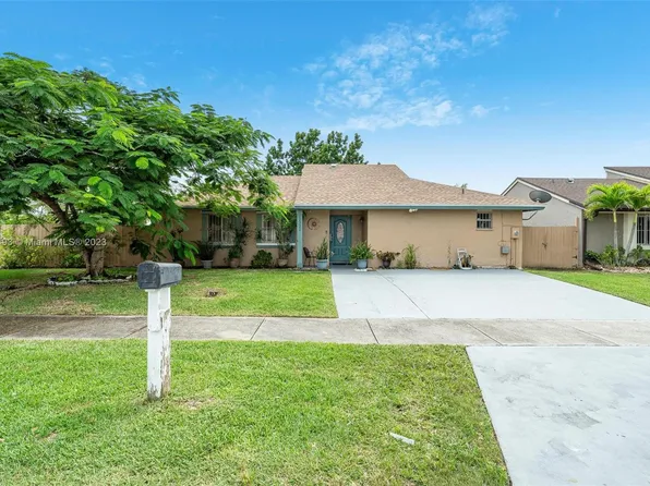 12322 SW 203rd Ter, Miami, FL 33177