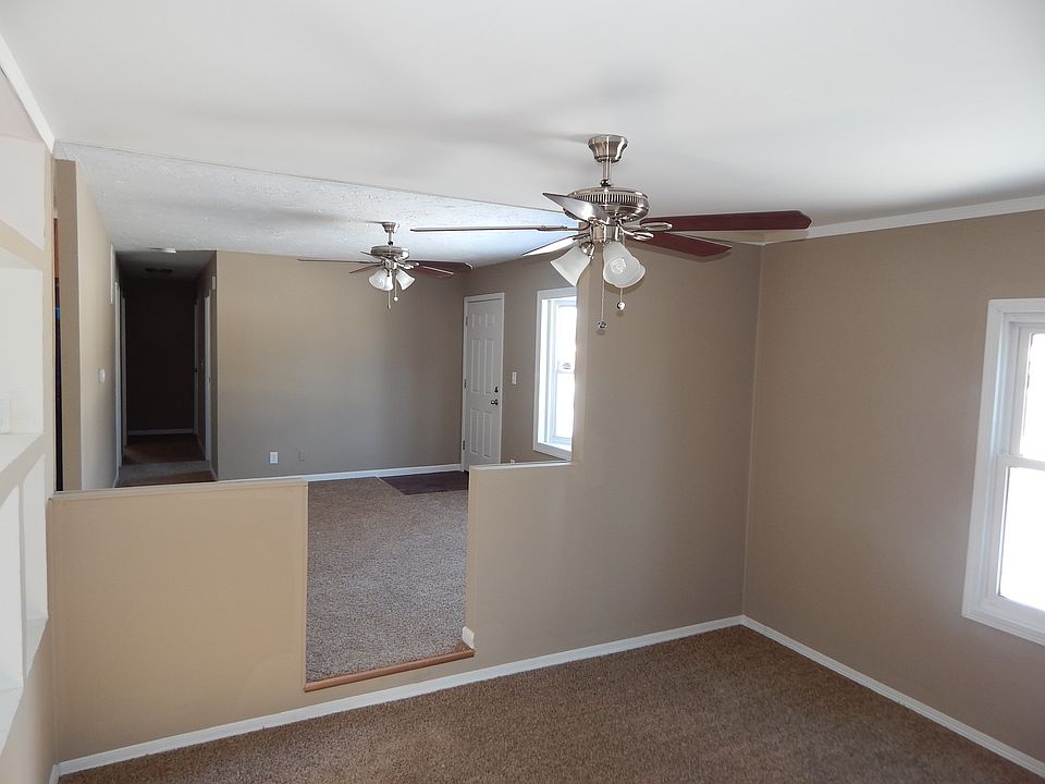 2nd image of 239 Rivers View Dr