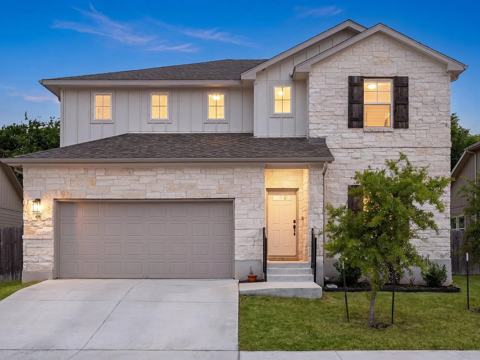 4 bed, 2.5 bath, 2977 sqft, $2,750 — Photo 2