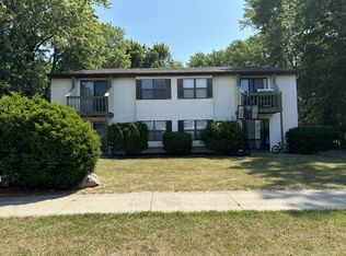 335 Oxford Ct, Holland, MI 49423
