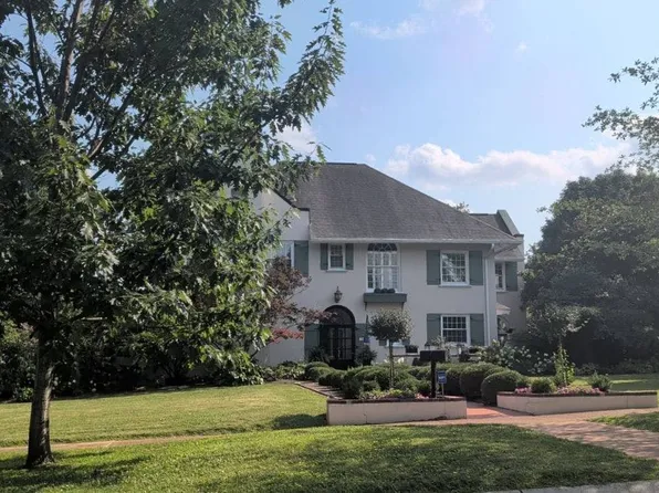 7300 Westmoreland Dr, Saint Louis, MO 63130