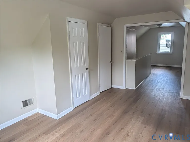 726 Jefferson Pl — Photo 18