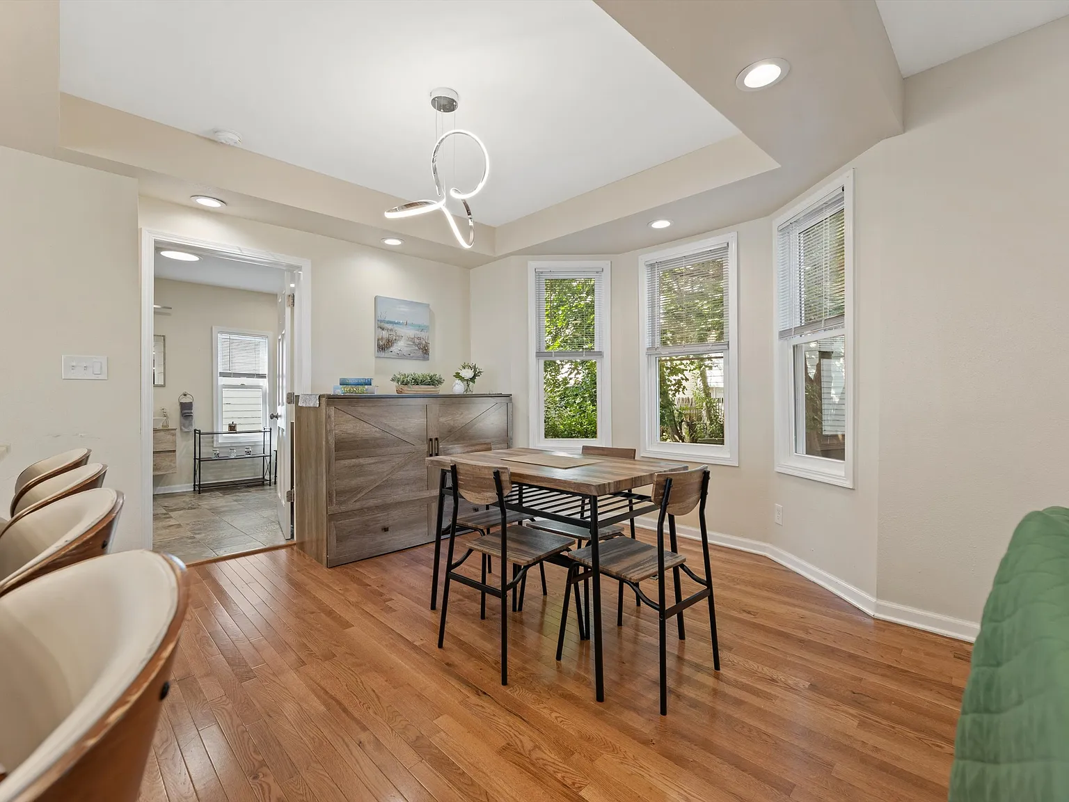 3 bed, 1459 sqft, $3,000 — Photo 3