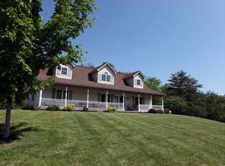 1608 Graham School Rd, Gallipolis, OH 45631