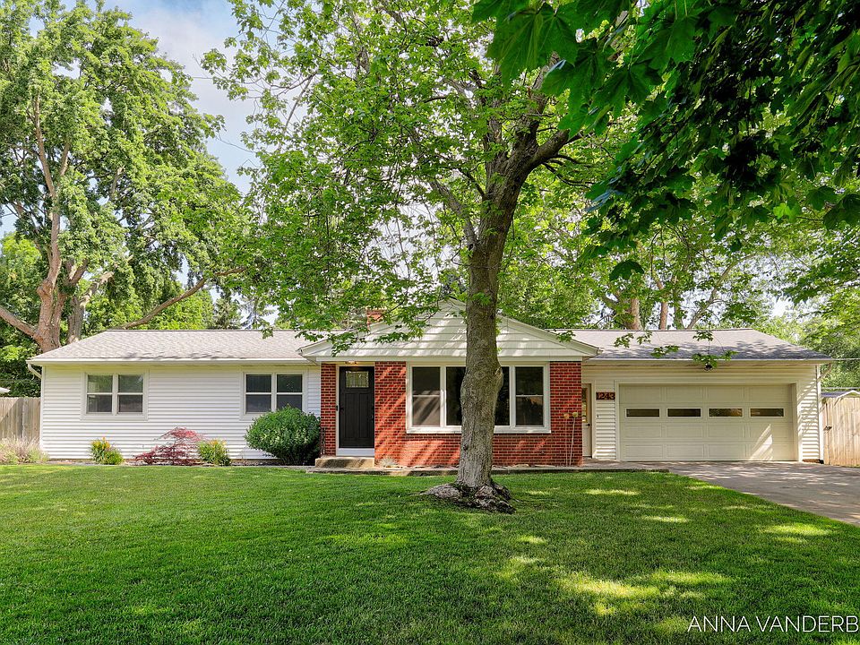 1st image of 1243 Marlene St