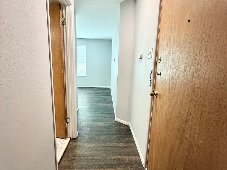 4133 Germania St #1B — Photo 8