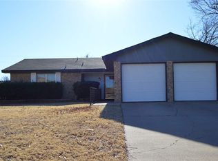 5413 Page Dr, Wichita Falls, TX 76306