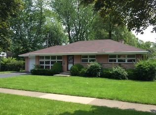 276 Riverside Dr, Northfield, IL 60093