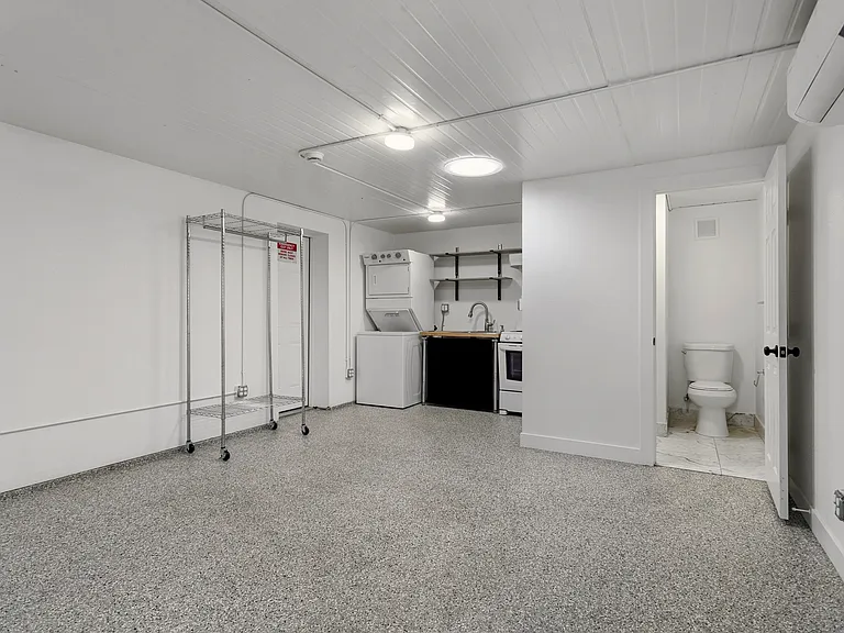 111 Cecil Pl #L — Photo 6