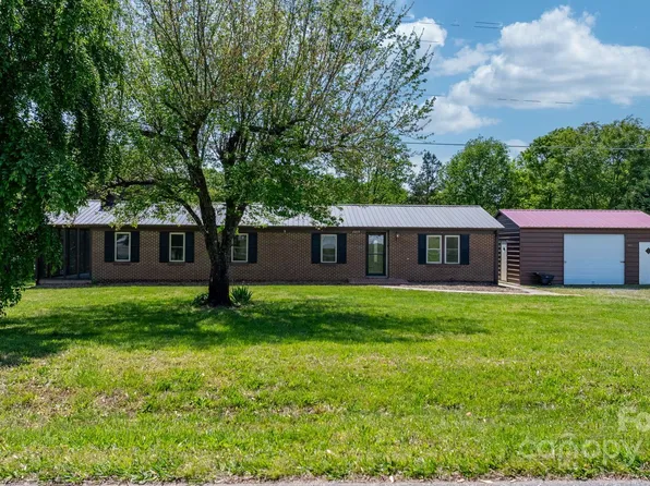 4815 Rifle Range Rd, Conover, NC 28613
