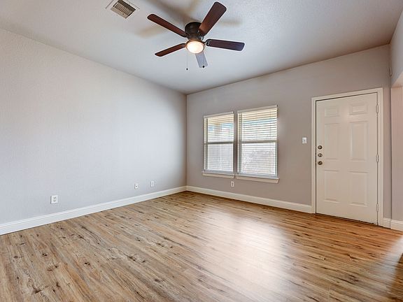 3rd image of 3025 Lodgepole Ln