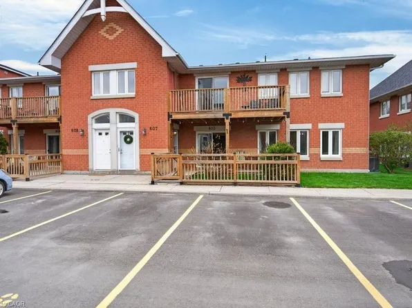 4140 Foxwood Dr #603, Burlington, ON L7M 4R4