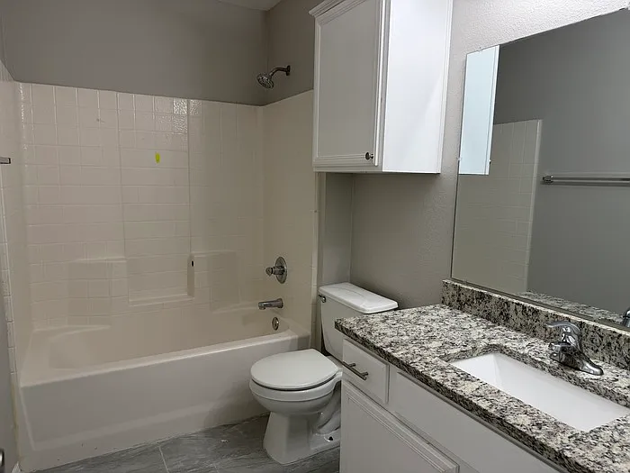 12905 Kleberg Rd — Photo 19