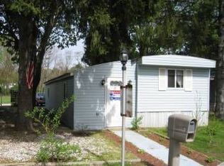 15 Circle Dr, Manchester, NJ 08759