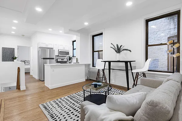 Rented by Compass | media 37