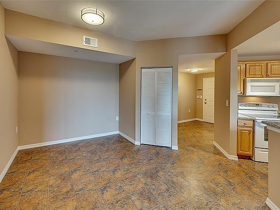 5th image of 5500 Bentgrass Dr #6-301