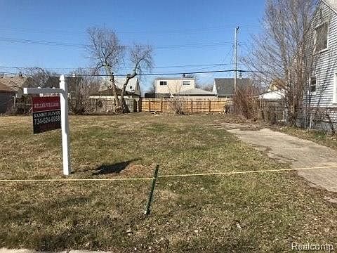 2nd image of 54 Cleveland St