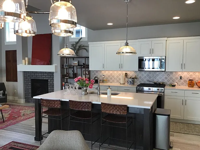 2740 NW Ordway Ave — Photo 10