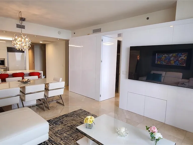 15811 Collins Ave #2802 — Photo 28
