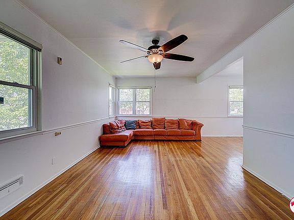 5th image of 209-14 28th Rd