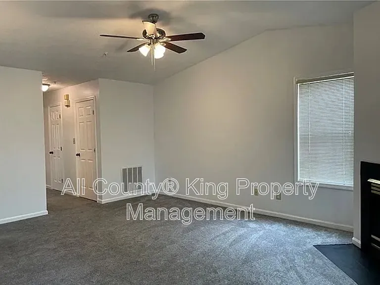 342 Waterdown Dr #10 — Photo 14