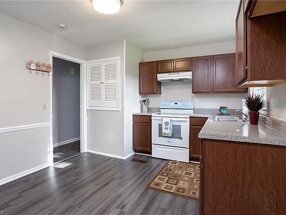 3rd image of 4219 Tulsa Dr
