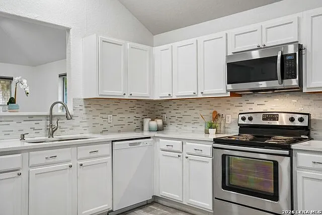 1722 Coxwold Ct — Photo 9