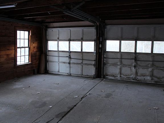 2 Car Garage