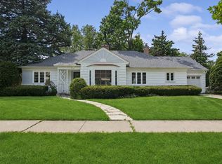 904 S 2nd Ave, Des Plaines, IL 60016