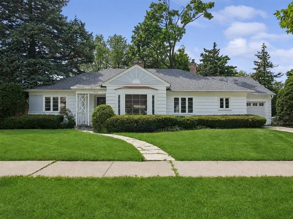 904 S 2nd Ave, Des Plaines, IL 60016