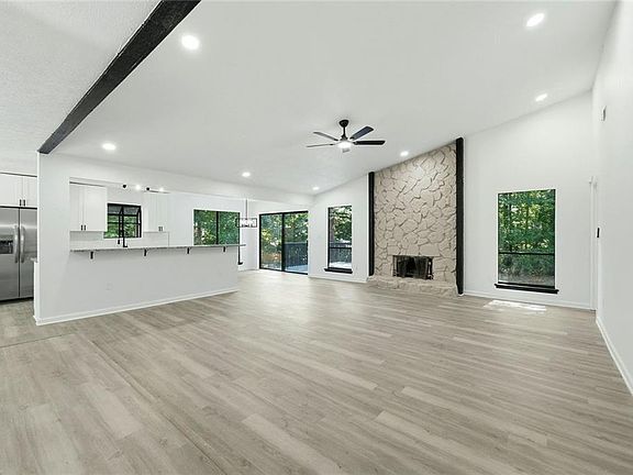 4th image of 6350 Beethoven Cir