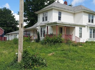 1307 13th St, Viola, IL 61486