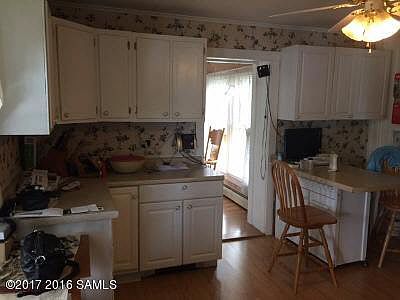 4th image of 23 Tobey St