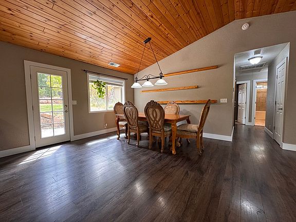 4th image of 116 Riverbend Way