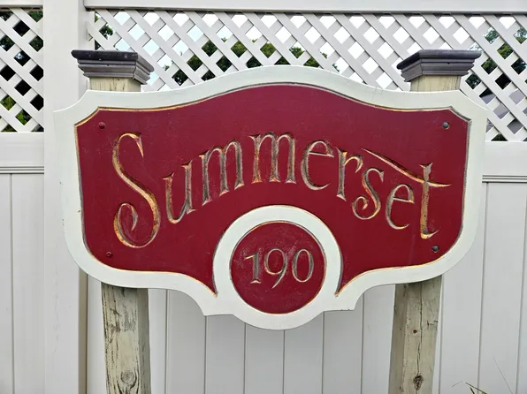190 Rt 6A #4B, Orleans, MA 02653