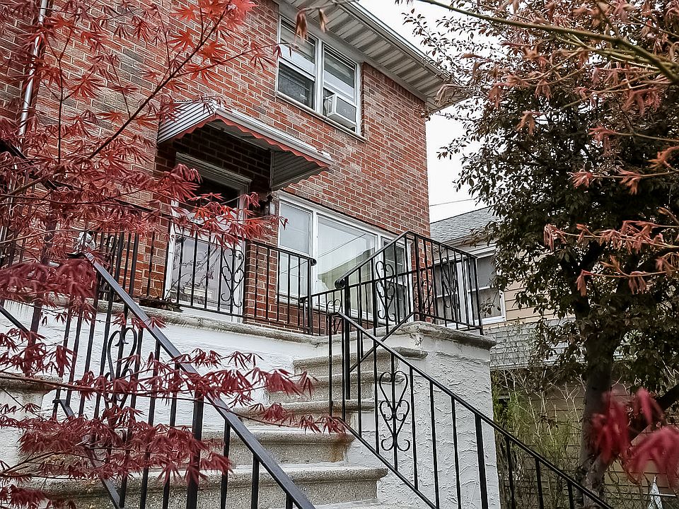 Legal 2 Family Home in Yonkers Desirable North Lincoln Park Area