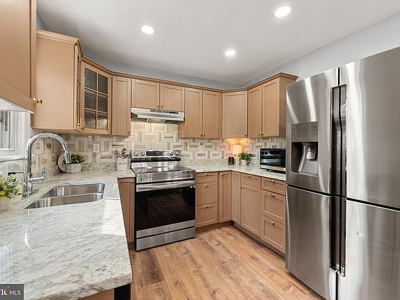 2nd image of 6439 Bock Rd